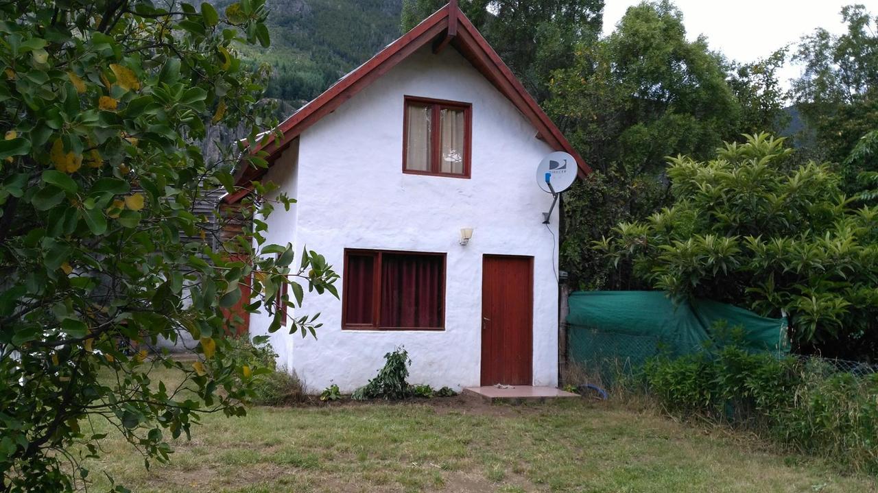 Cabanas Ucihuen Lago Puelo Εξωτερικό φωτογραφία